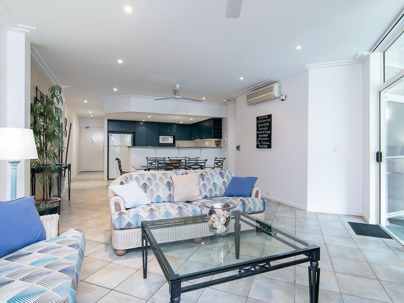 35/23-25 Veivers Road, Palm Cove QLD 4879