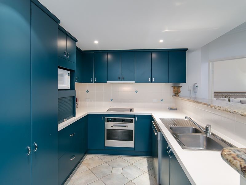 35/23-25 Veivers Road, Palm Cove QLD 4879