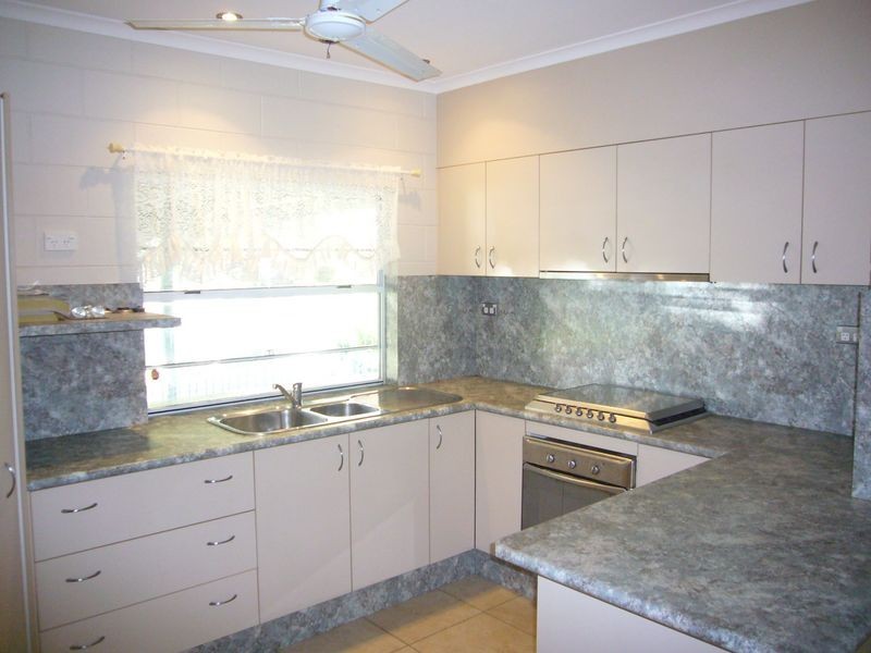 33 Portsea Crescent, Kewarra Beach QLD 4879