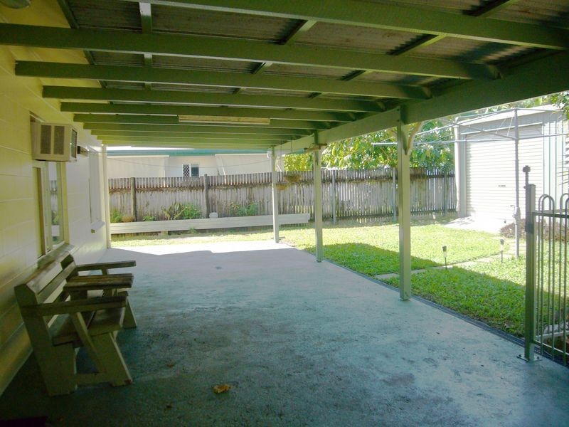 33 Portsea Crescent, Kewarra Beach QLD 4879