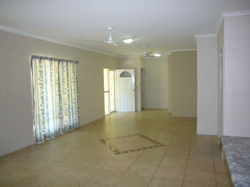 33 Portsea Crescent, Kewarra Beach QLD 4879