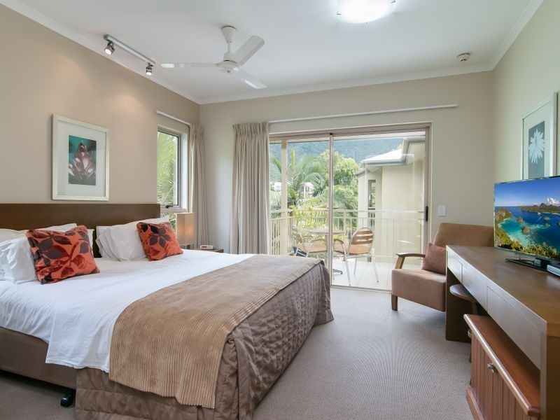531/49-63 Williams Esplanade, Palm Cove QLD 4879