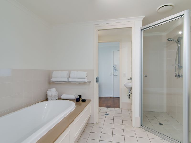 531/49-63 Williams Esplanade, Palm Cove QLD 4879