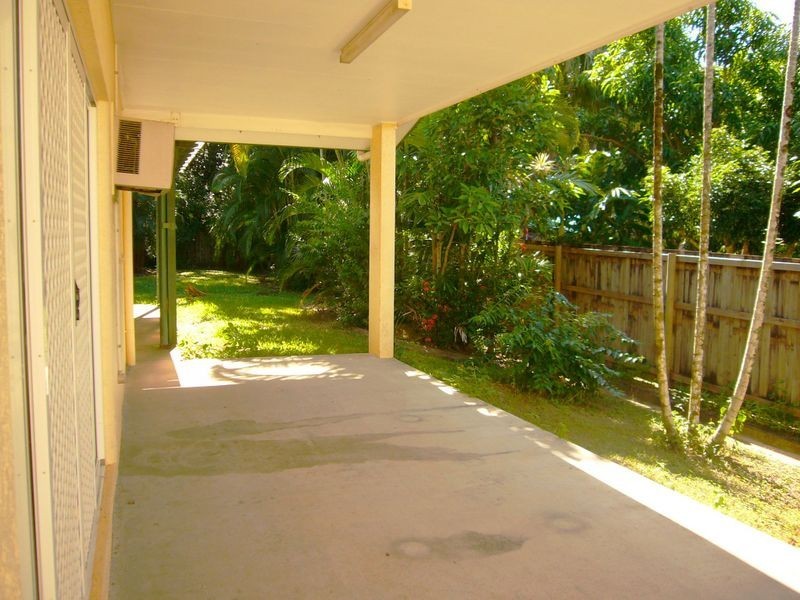28 Lamb Street, Smithfield QLD 4878
