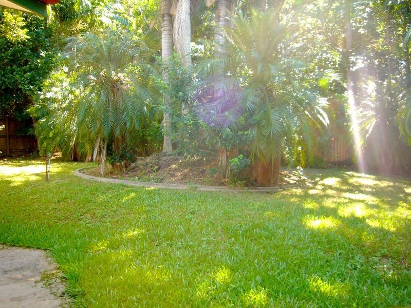 28 Lamb Street, Smithfield QLD 4878