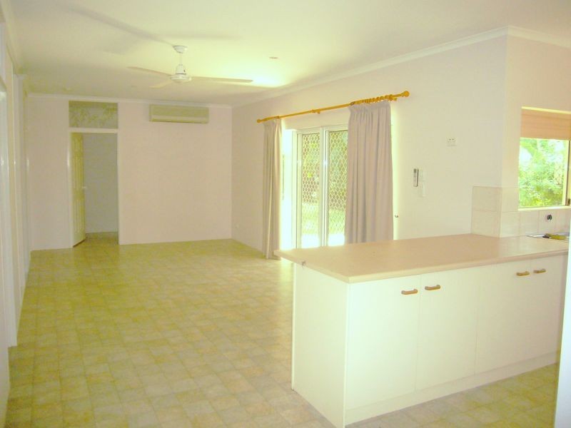 28 Lamb Street, Smithfield QLD 4878