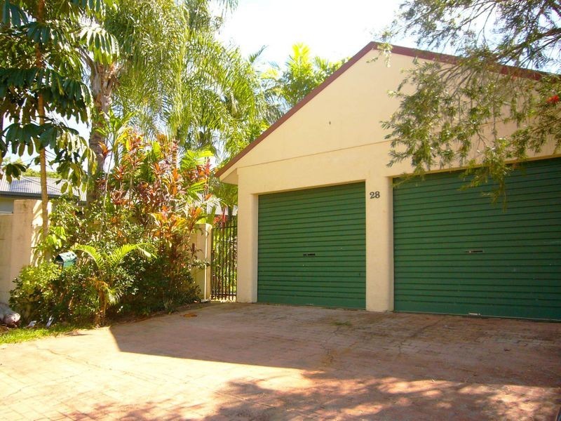 28 Lamb Street, Smithfield QLD 4878
