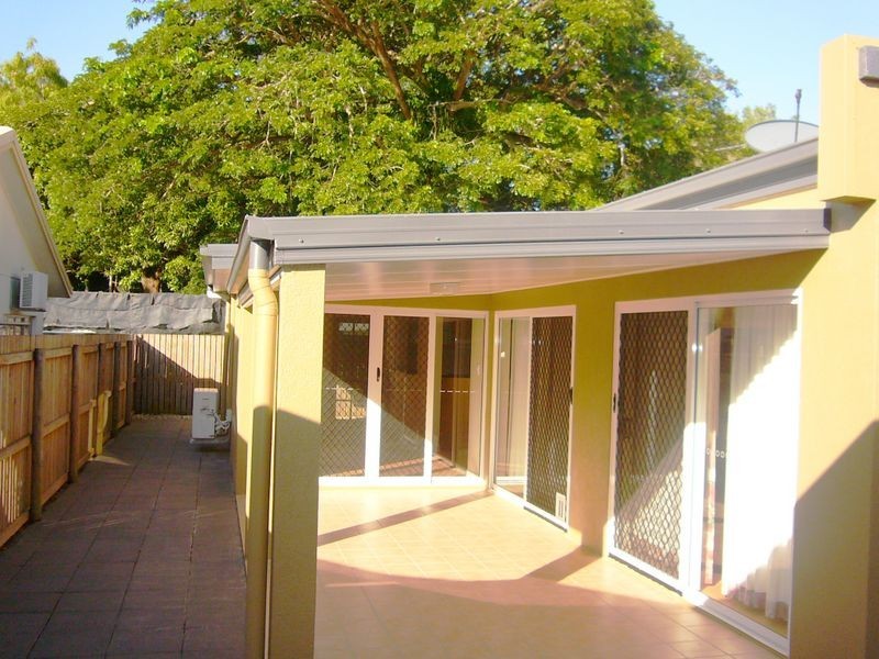 7 Feathertop, Smithfield QLD 4878