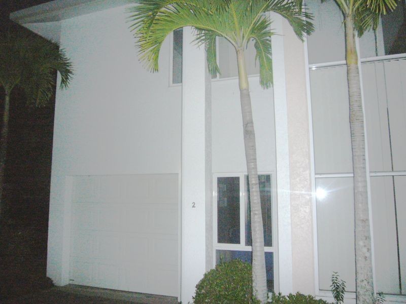 2/70-72 Cedar Road, Palm Cove QLD 4879
