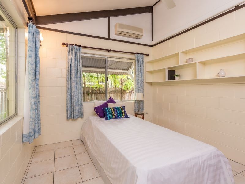 40 Petersen Street, Trinity Beach QLD 4879