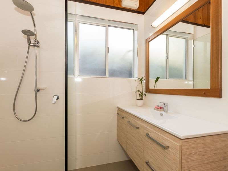 40 Petersen Street, Trinity Beach QLD 4879