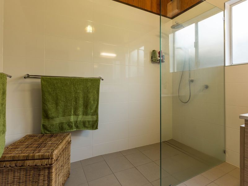 40 Petersen Street, Trinity Beach QLD 4879