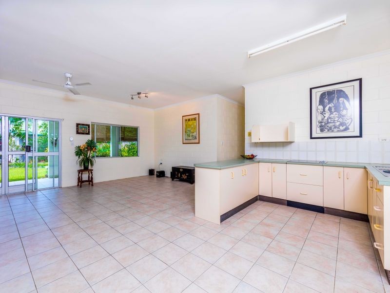 42 Frankston Street, Kewarra Beach QLD 4879