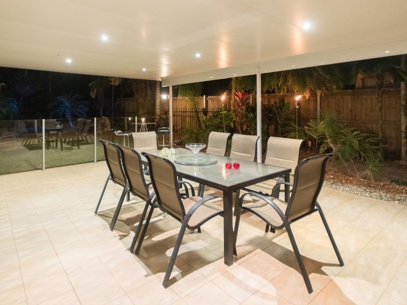 7 Lomond Street, Smithfield QLD 4878
