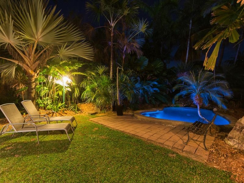 7 Lomond Street, Smithfield QLD 4878