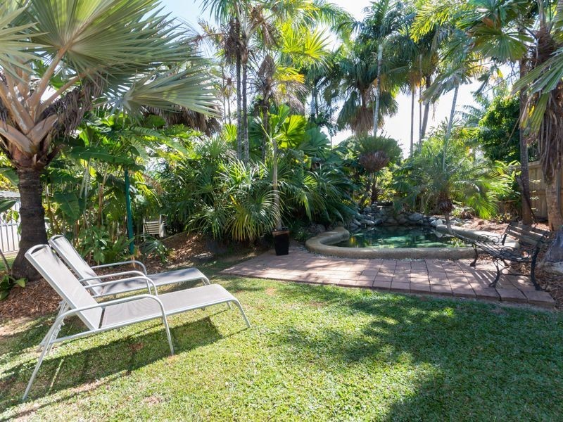 7 Lomond Street, Smithfield QLD 4878