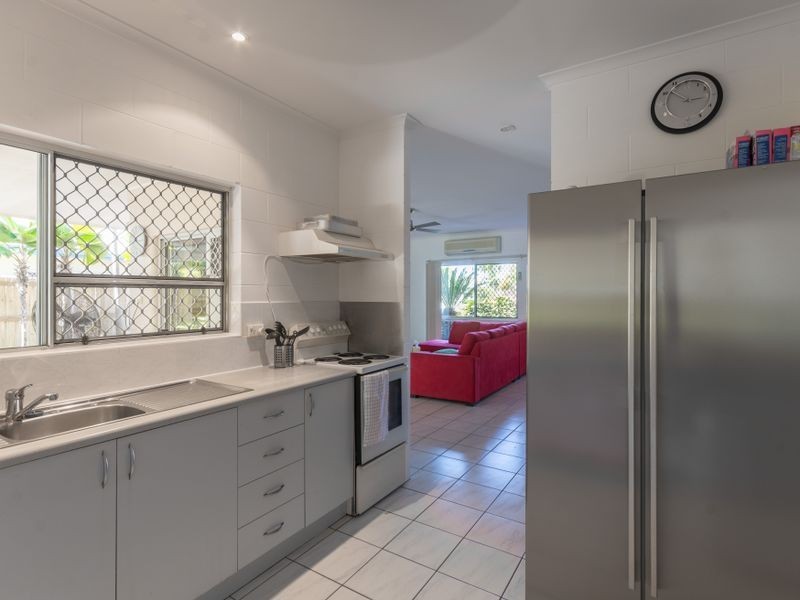 7 Lomond Street, Smithfield QLD 4878