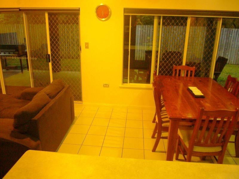 1 Feathertop Close, Smithfield QLD 4878