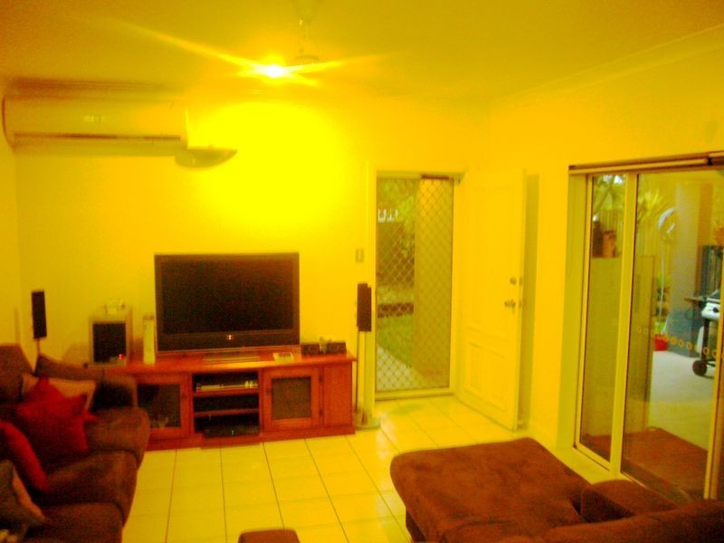 1 Feathertop Close, Smithfield QLD 4878