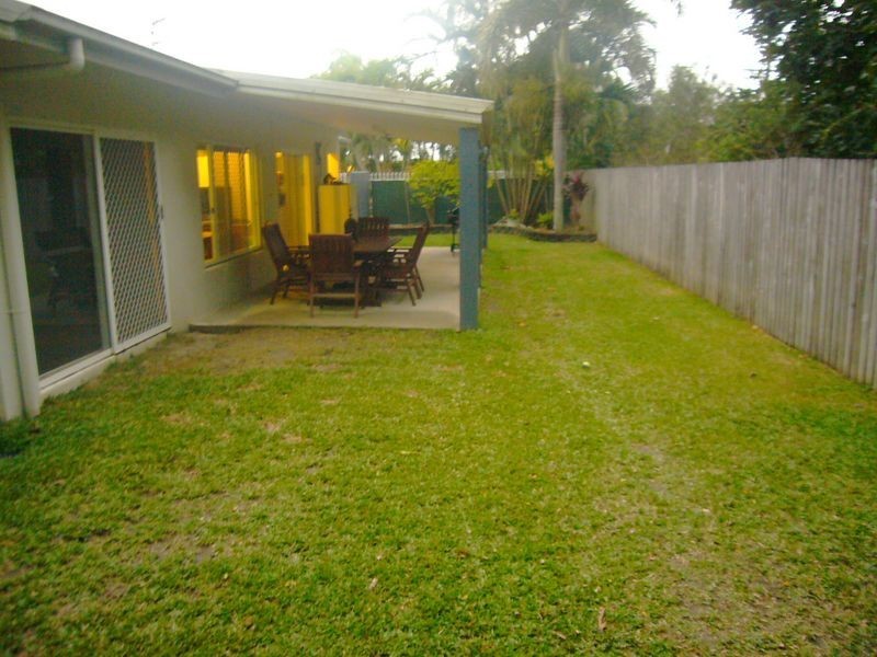 1 Feathertop Close, Smithfield QLD 4878