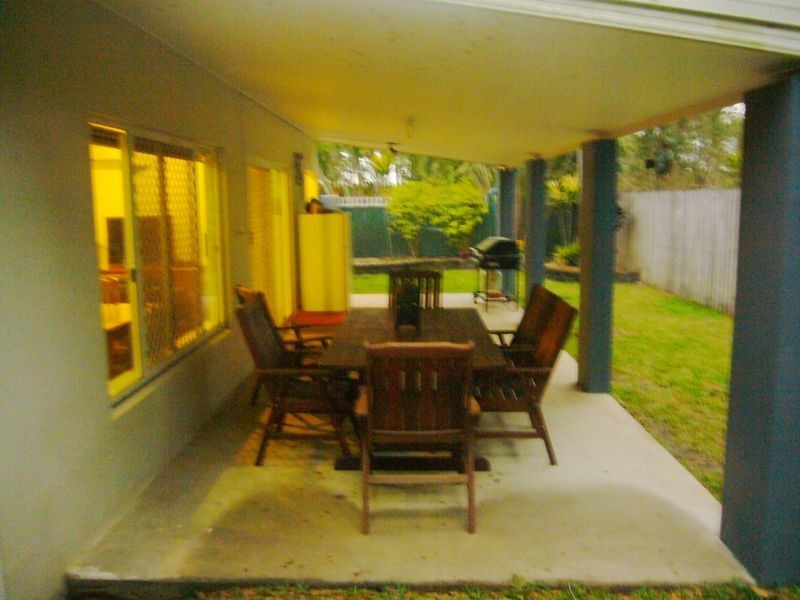 1 Feathertop Close, Smithfield QLD 4878