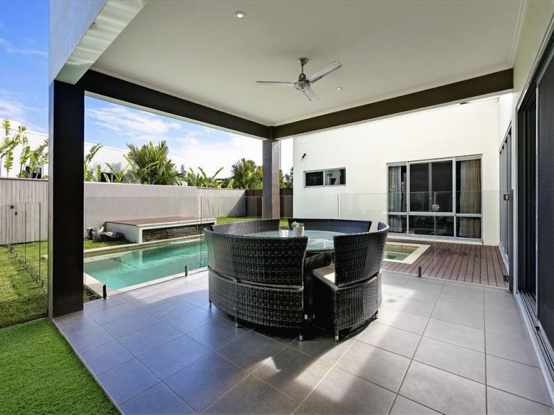 36 Canopys Edge Boulevard, Smithfield QLD 4878