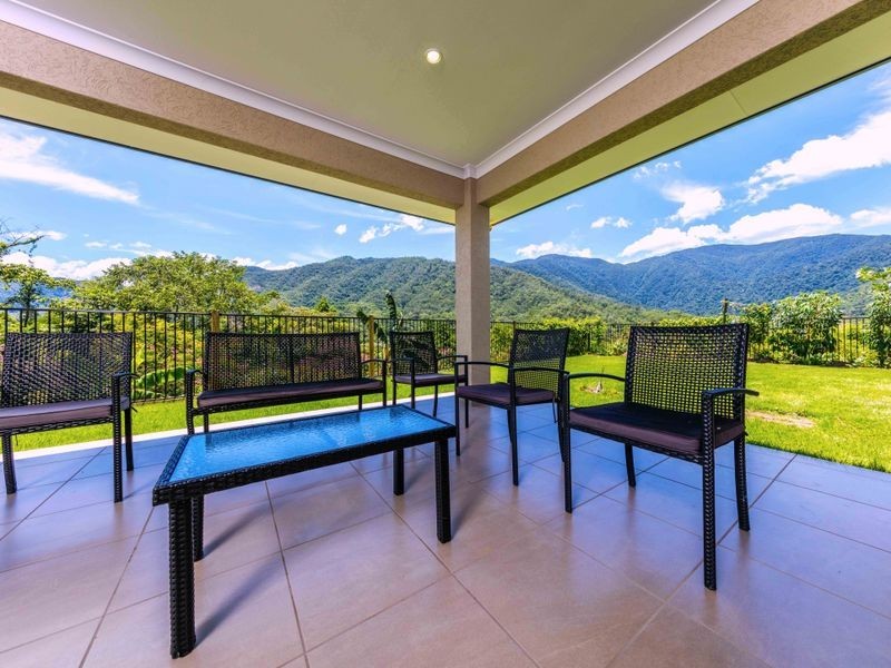 42 Xavier Herbert Drive, Redlynch QLD 4870