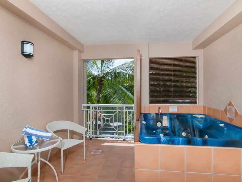 23/139-142 WILLIAMS ESPLANADE, Palm Cove QLD 4879
