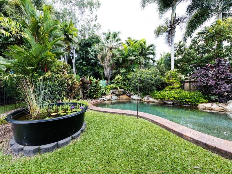 11 Cheviot Street, Smithfield QLD 4878