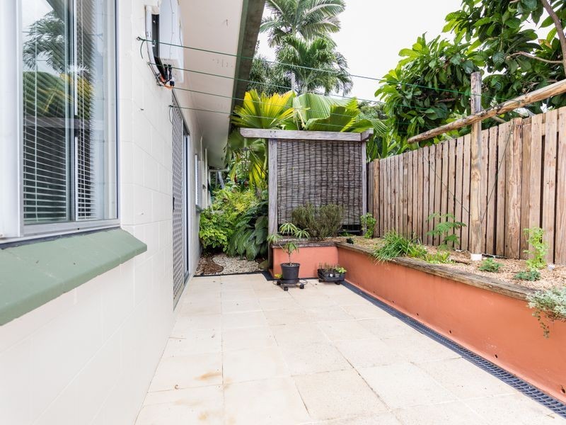 11 Cheviot Street, Smithfield QLD 4878