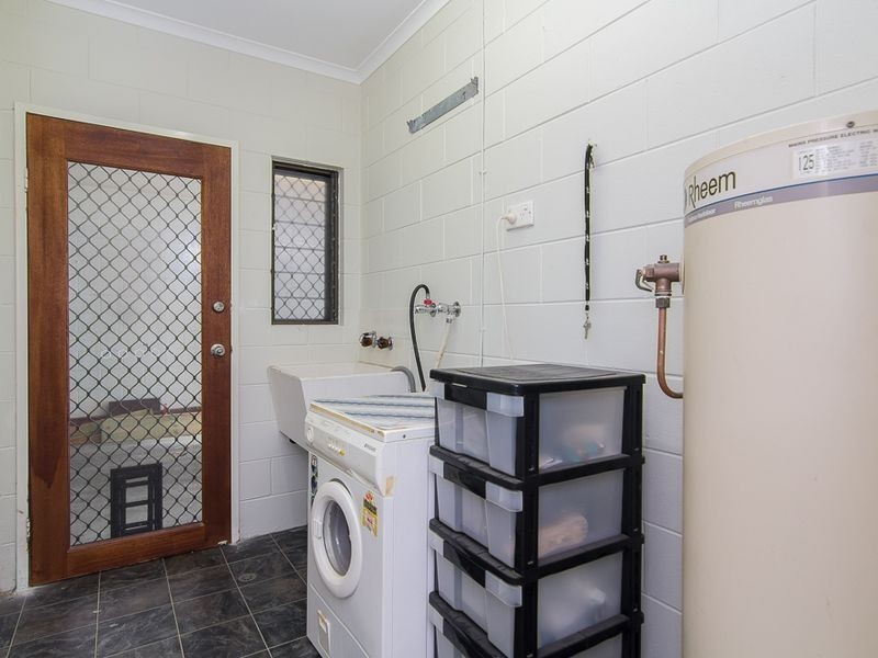 1/3 Agincourt Close, Clifton Beach QLD 4879