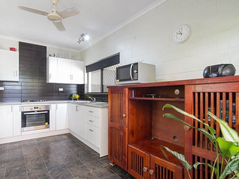 1/3 Agincourt Close, Clifton Beach QLD 4879