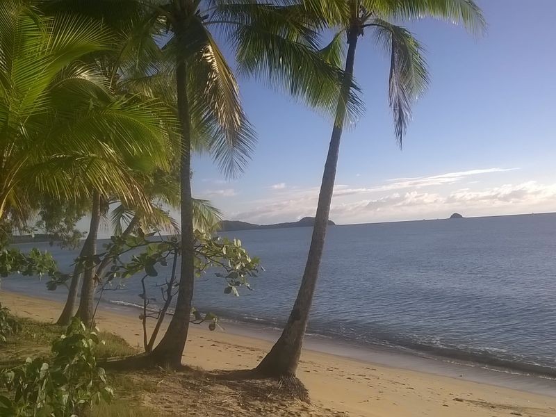 1/3 Agincourt Close, Clifton Beach QLD 4879