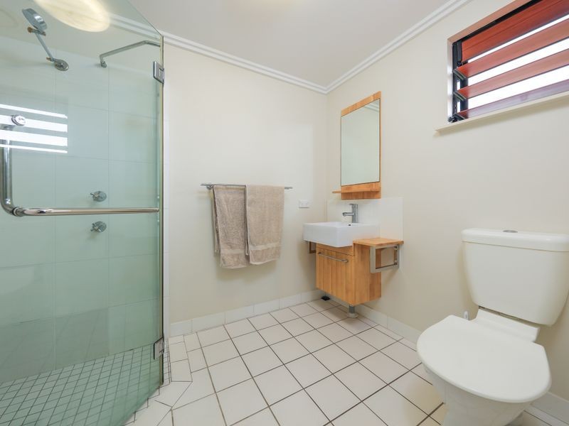 2008/22-26 Clifton Road, Clifton Beach QLD 4879