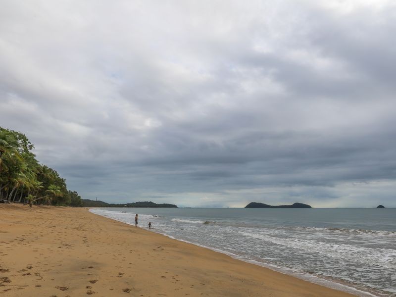 2008/22-26 Clifton Road, Clifton Beach QLD 4879