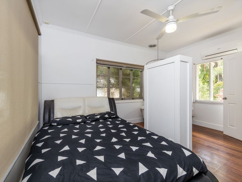 15 Caddy Street, Yorkeys Knob QLD 4878