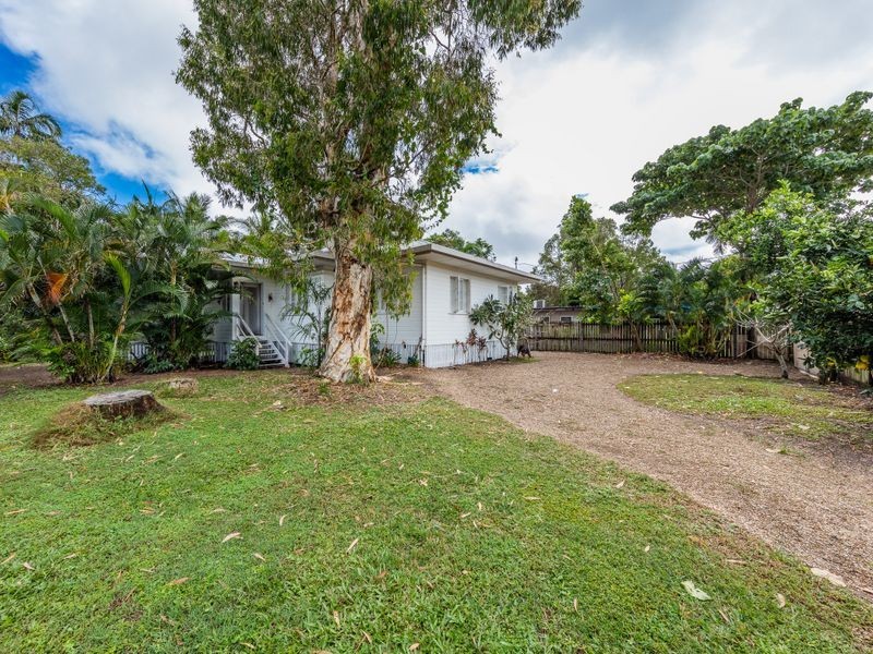 15 Caddy Street, Yorkeys Knob QLD 4878