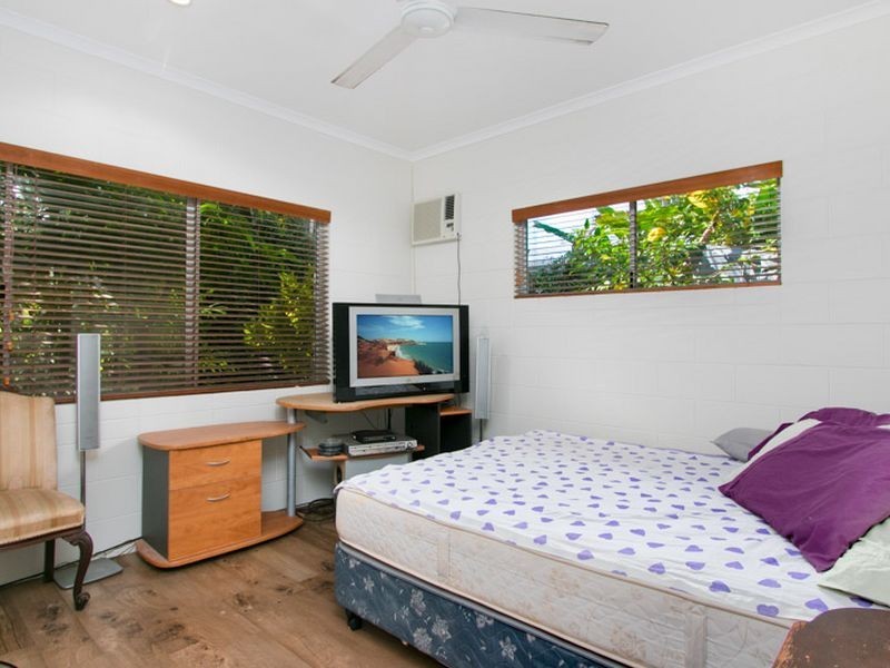 10 Limpet Close, Trinity Beach QLD 4879