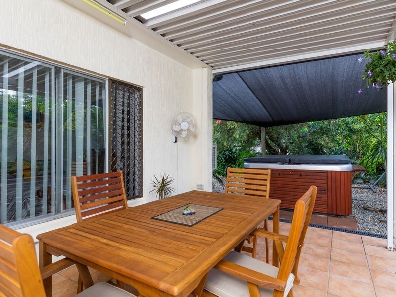 1/62 Veivers Road, Palm Cove QLD 4879