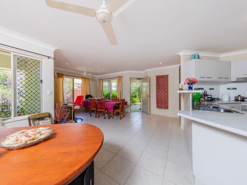 8 Hetherton Street, Smithfield QLD 4878