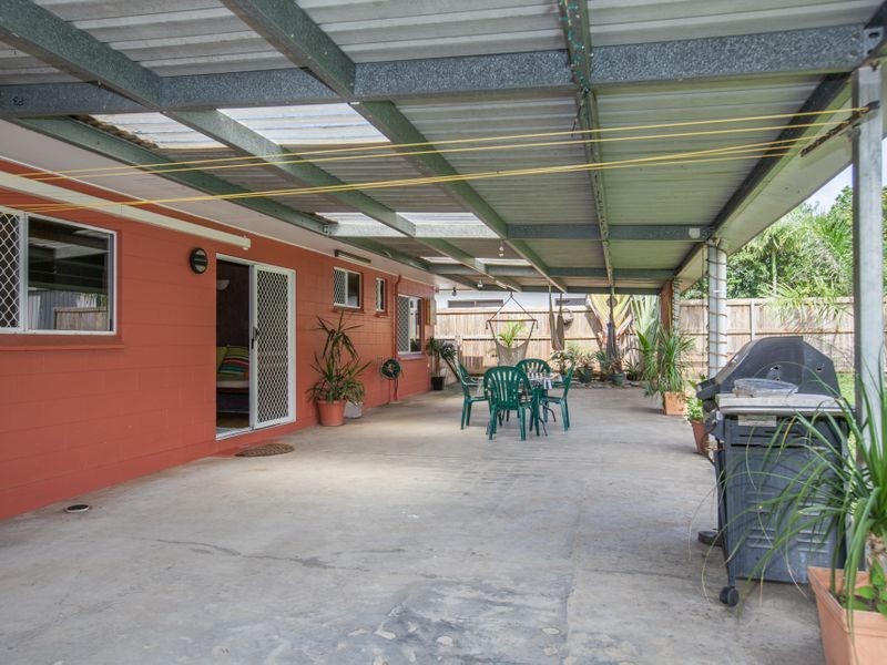 27 Cumberland Avenue, Smithfield QLD 4878