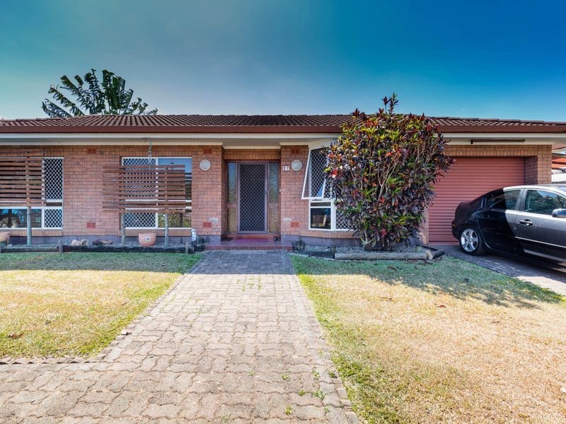 27 Cumberland Avenue, Smithfield QLD 4878