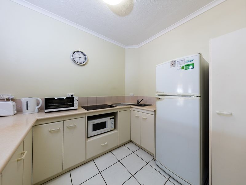 6/12 Deauville Close, Yorkeys Knob QLD 4878