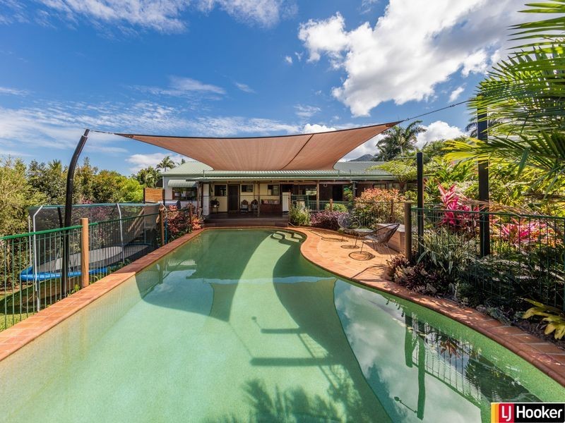 28 Lesley Street, Smithfield QLD 4878