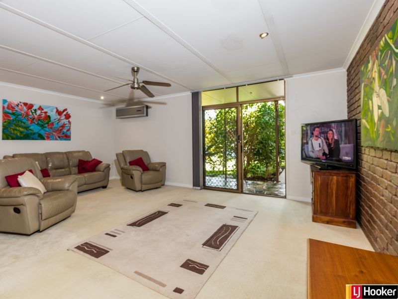 28 Lesley Street, Smithfield QLD 4878