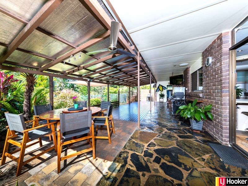 28 Lesley Street, Smithfield QLD 4878