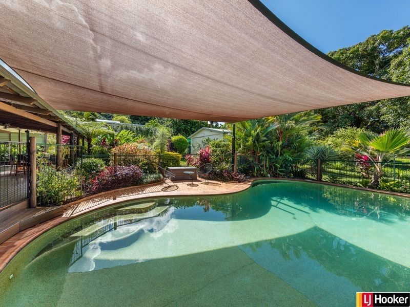28 Lesley Street, Smithfield QLD 4878
