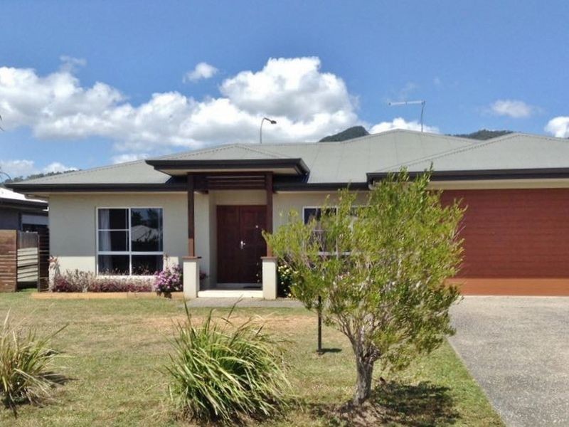 9 Hetherton Street, Smithfield QLD 4878