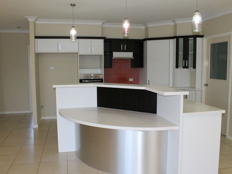 9 Hetherton Street, Smithfield QLD 4878