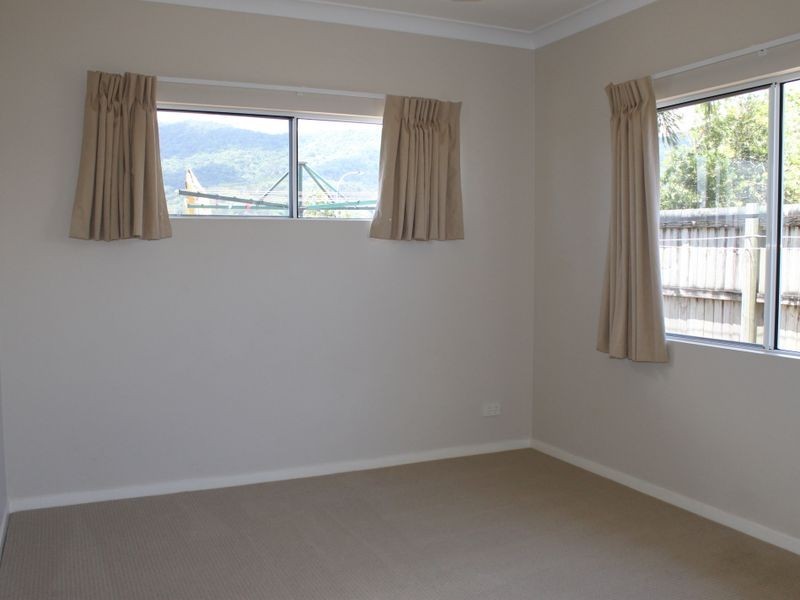 9 Hetherton Street, Smithfield QLD 4878